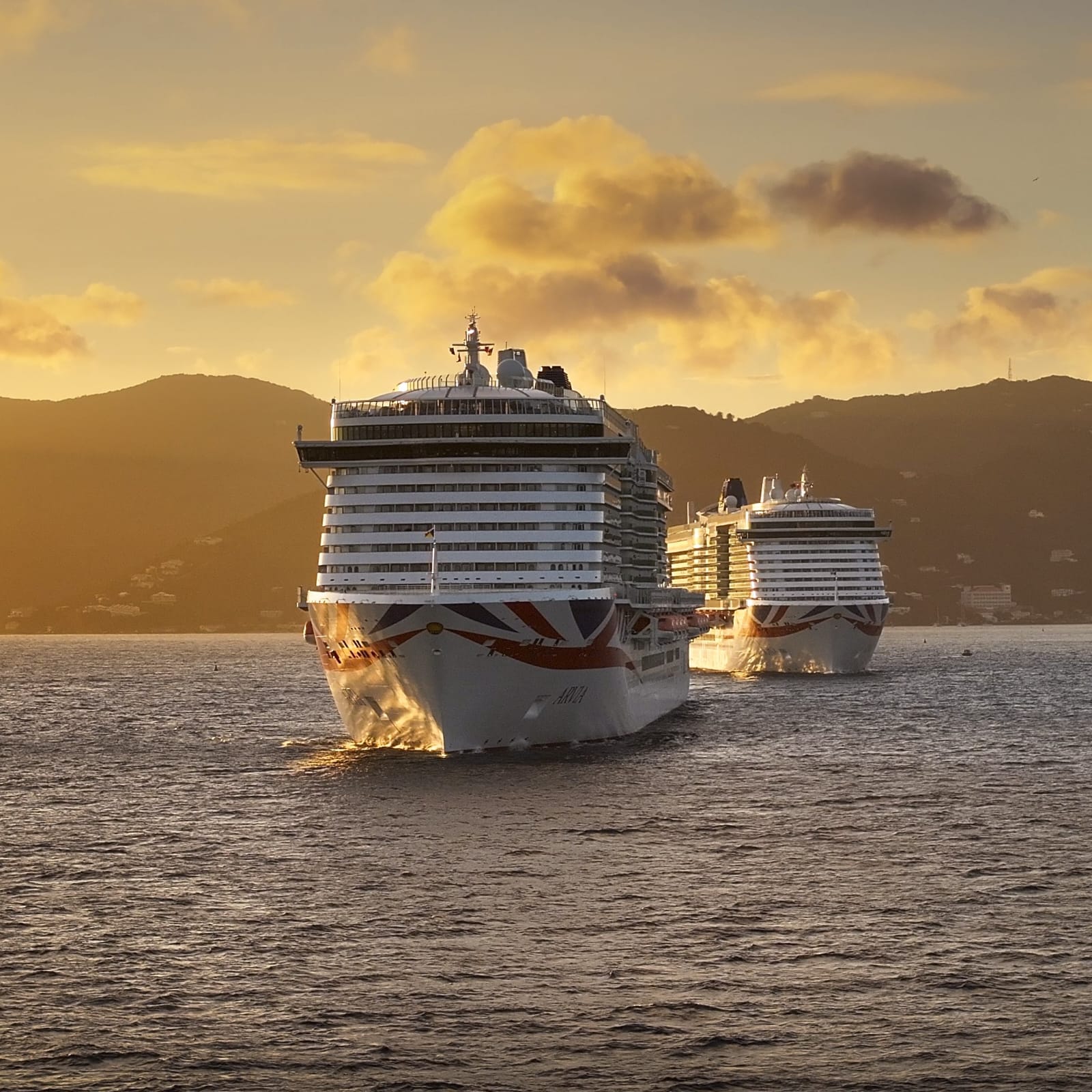 Menikmati Masa Pensiun di Kapal Pesiar