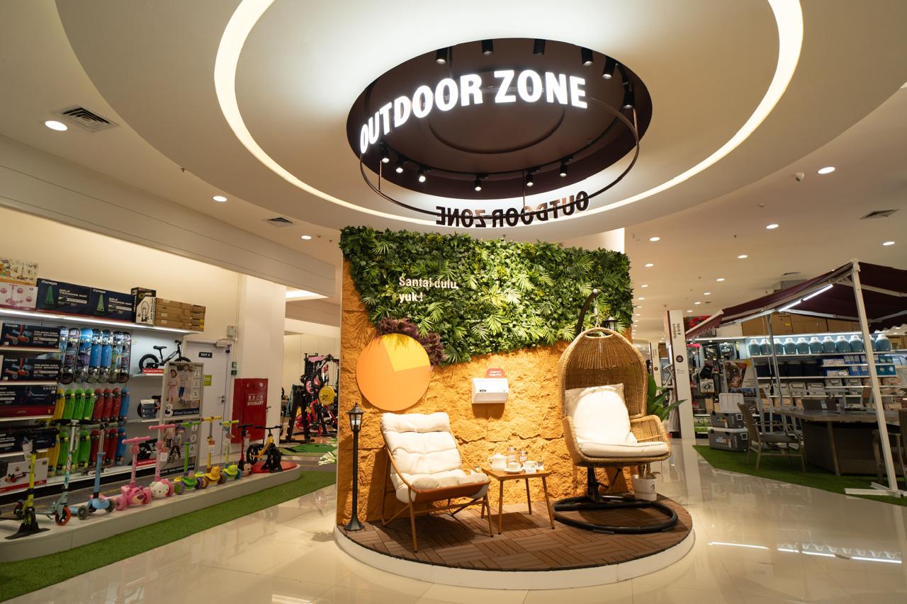 Melayani Masyarakat Indonesia dengan Membuka Toko AZKO ke-250 di Kota Sorong