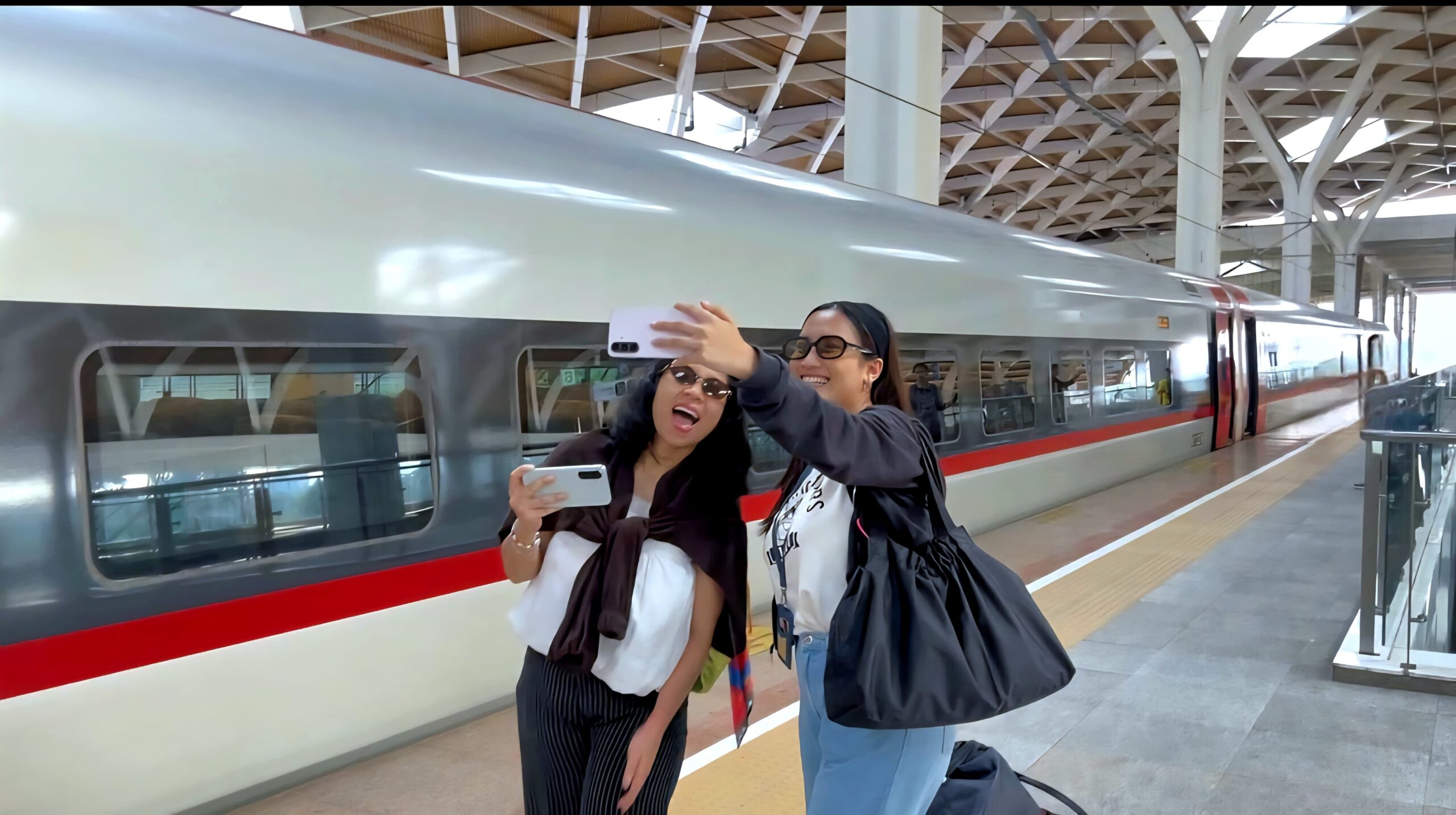 Galaxy A56 5G Partner Andalan Wujudkan Konten Awesome Saat Trip   & Abadikan Momen Lucu