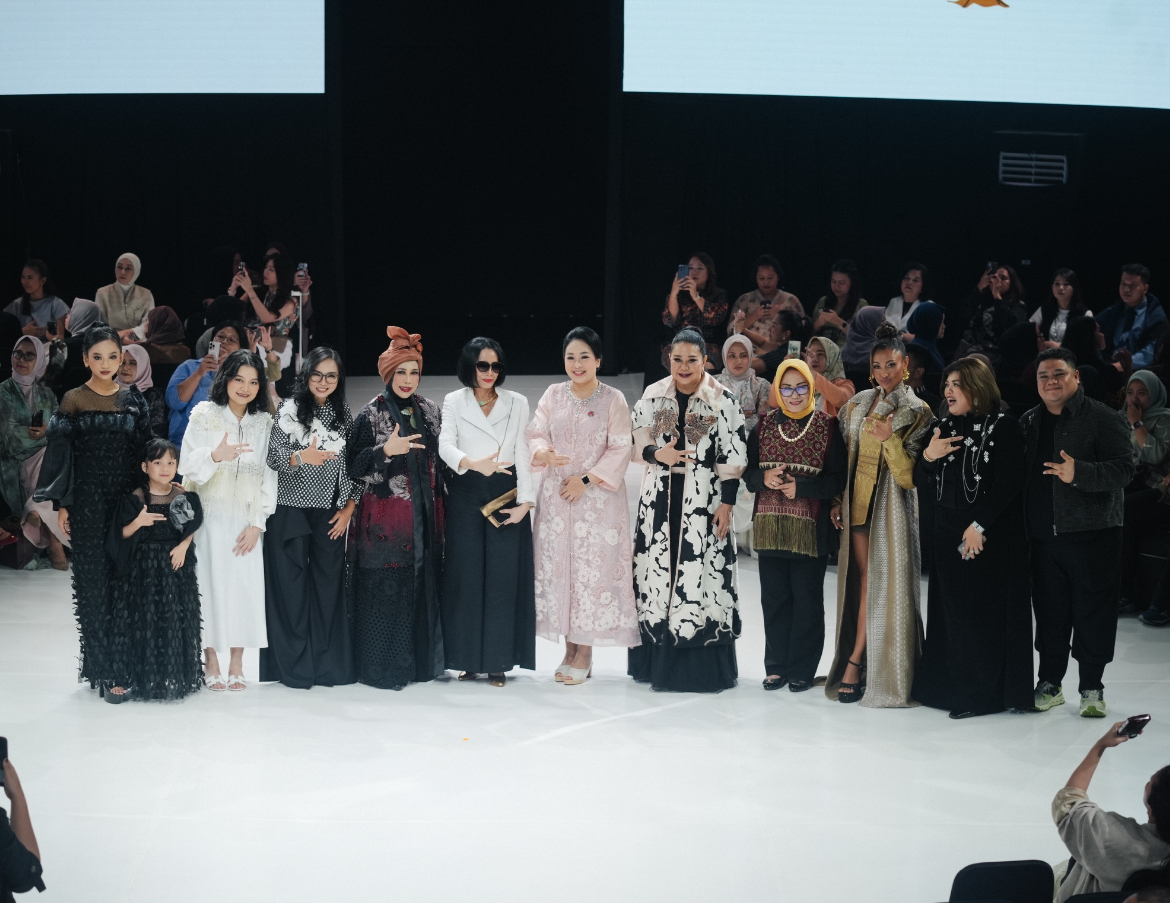 Bertema ‘Re:nature’ 3 Desainer APPMI Bertalenta dengan Suguhan Aneka Busana untuk Berbagai Kesempatan