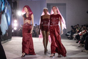 Susan Budihardjo Fashion Forward Institute Suguhkan Tema Controversy Penuh Eksplorasi Kreatif di JF3 2025